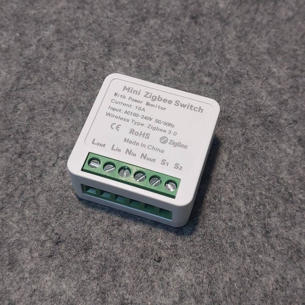 Mini smart switch Zigbee + power monitor (Tuya TS0001_power)
