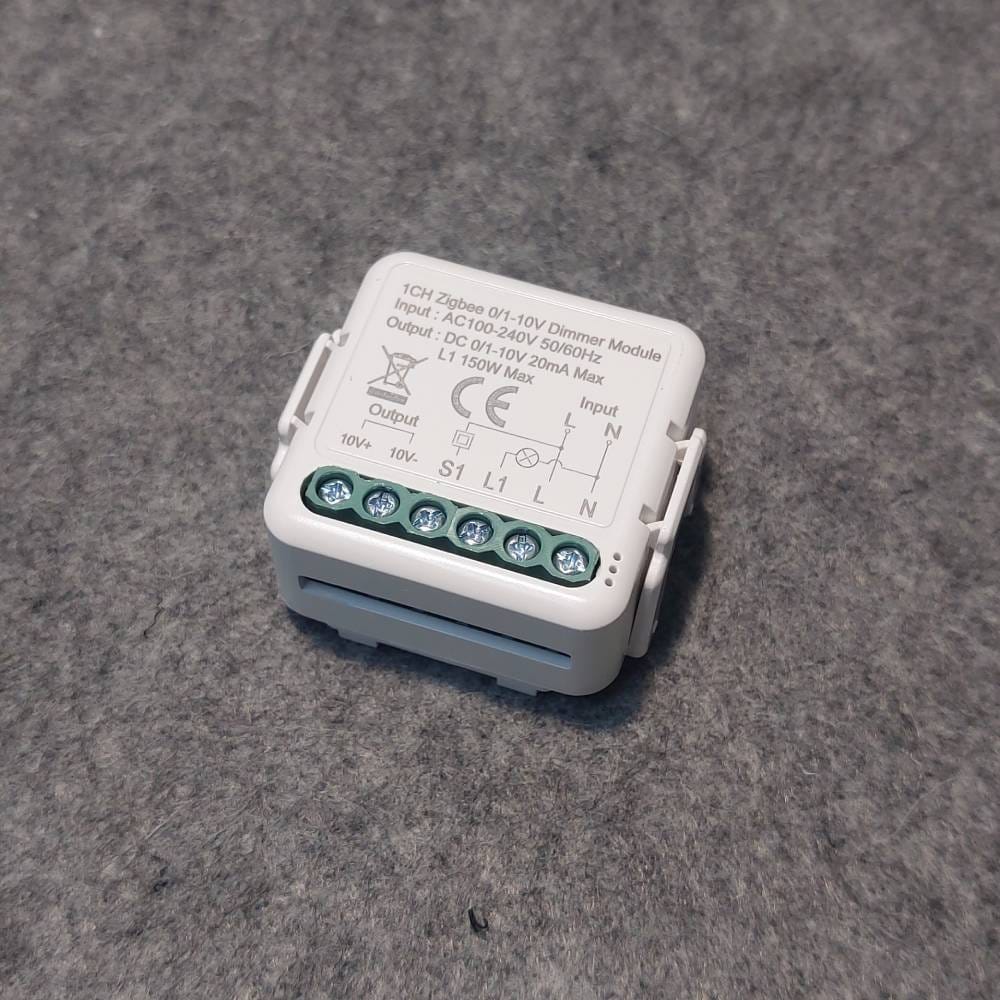 Smart dimmer (0-10V DC) module Zigbee (Tuya TS0501B)